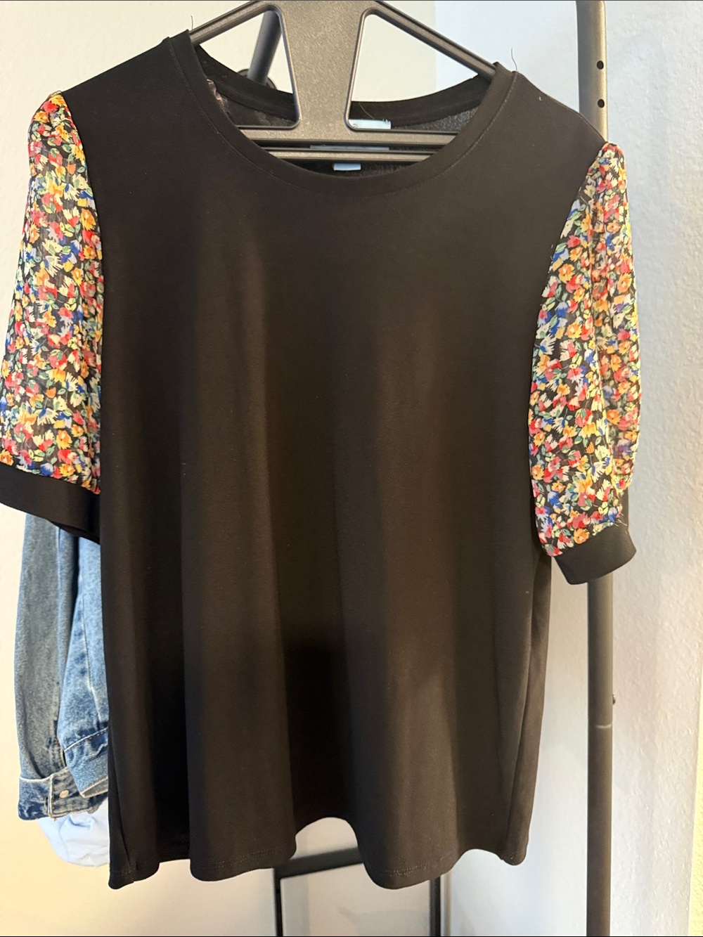 CeCe Black Top with Multicolor Floral Puff Sleeves